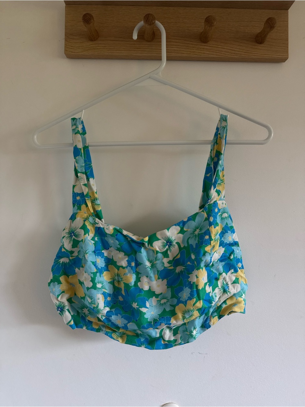 vestique Blue Floral Cropped Bandeau Tank Top with Yellow Accents